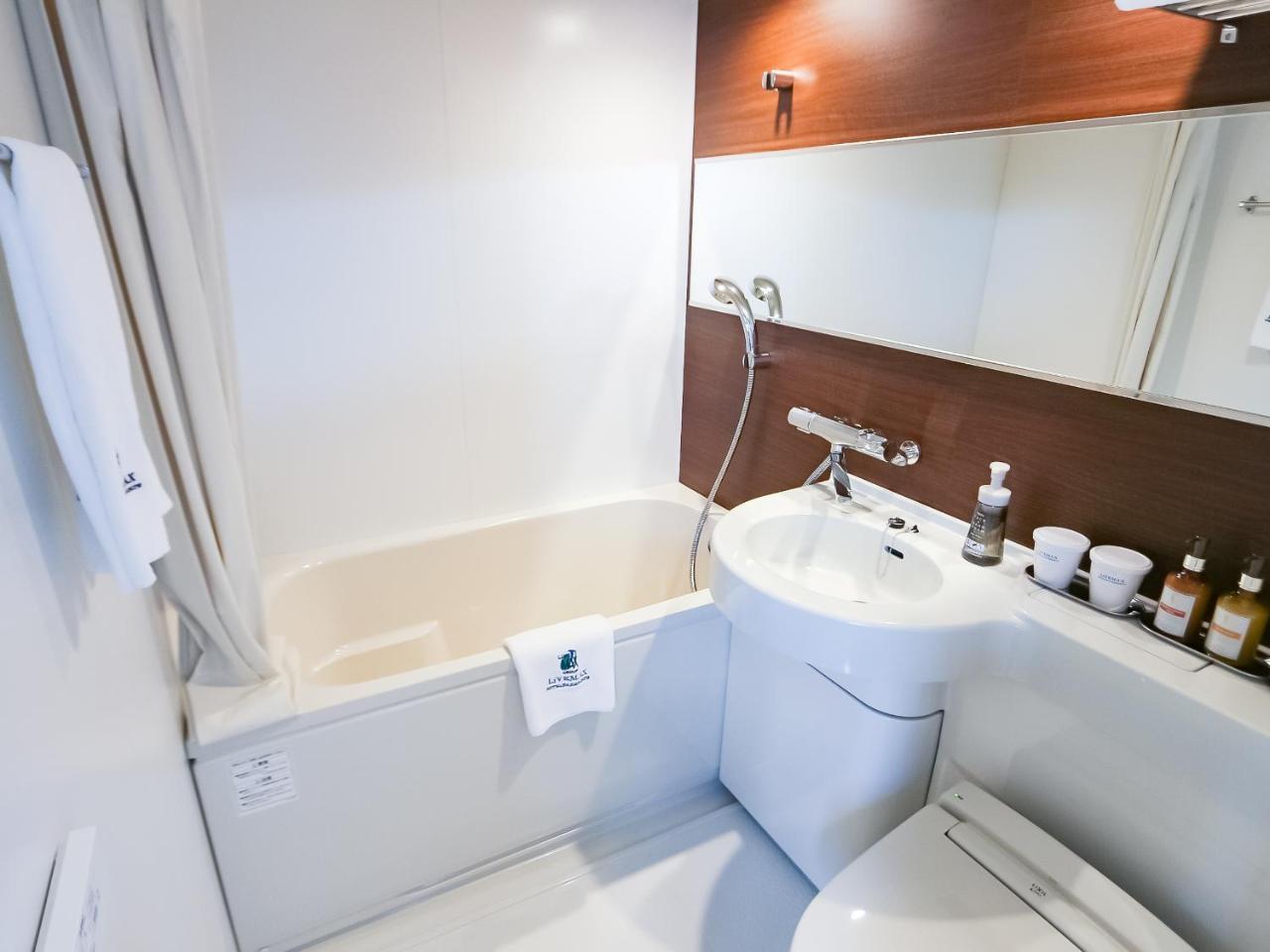 Hotel Livemax Akabane-Ekimae Tokio Buitenkant foto